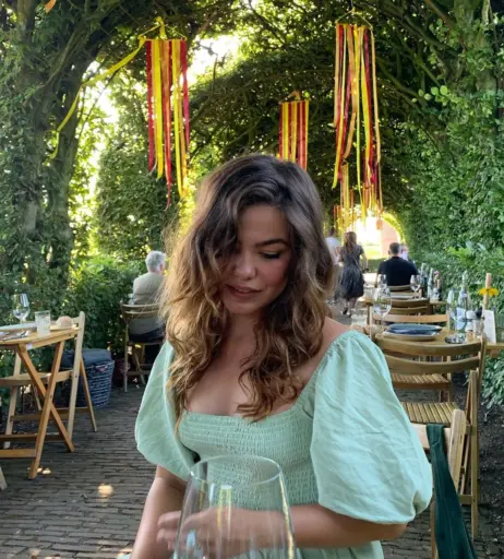 Image 12353256 from Abbey Hoes