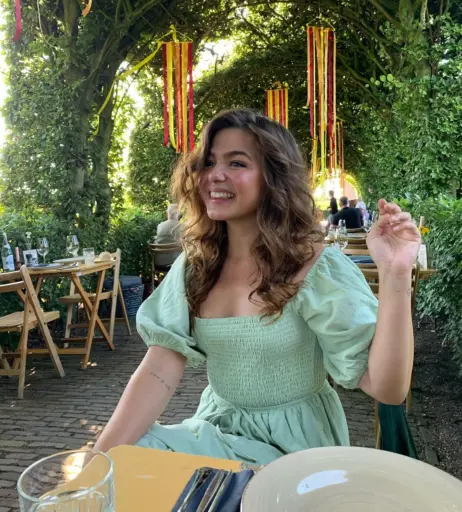 Image 12353249 from Abbey Hoes