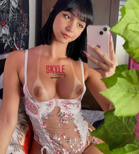 Image 12362844 from SkyleSugar | HornyDaek | Skylecherry