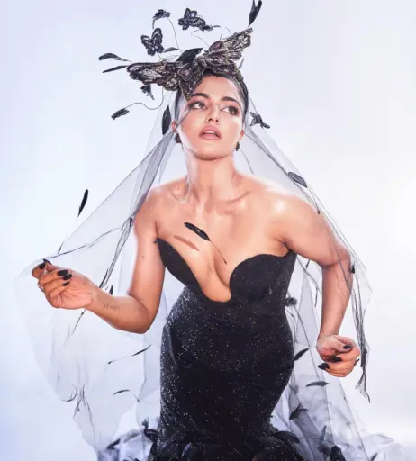 Image 12340003 from Wamiqa Gabbi