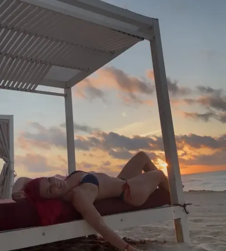 Image 12311927 from Gillian Robertson