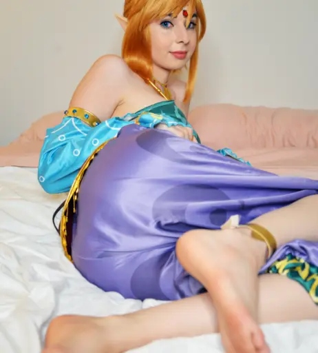 Image 12327312 from The Sphere Hunter | Sue Lightning