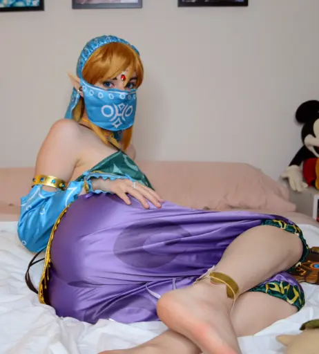 Image 12327310 from The Sphere Hunter | Sue Lightning