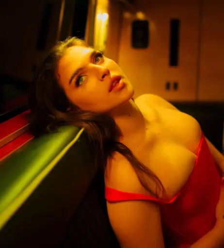 Image 12321152 from Mae Muller