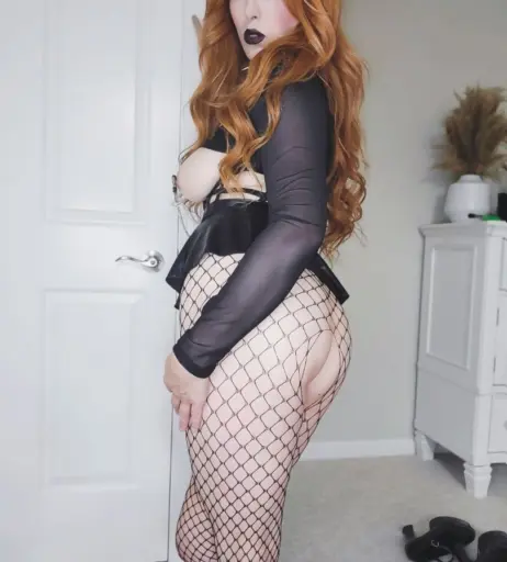 Image 12320399 from aredheadtodiefor