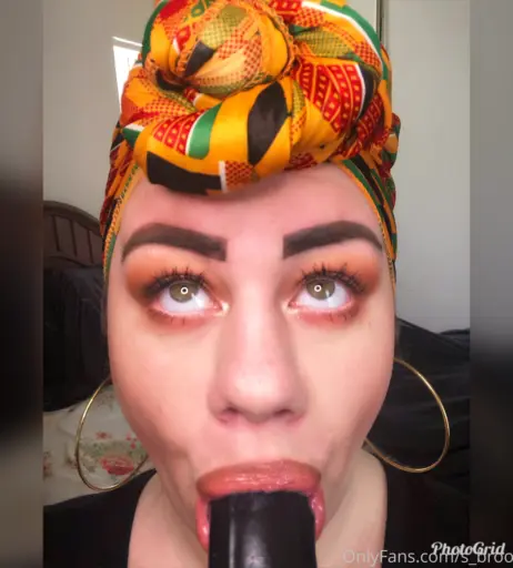 Image 12320319 from The Lipnotist