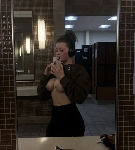 Image 12329632 from badlilbunny23 / BunnySmokez