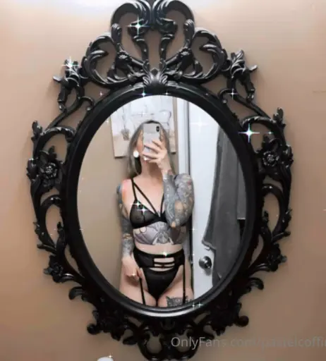 Image 12334982 from pastelcoffins | lilgothmami | spookybabe