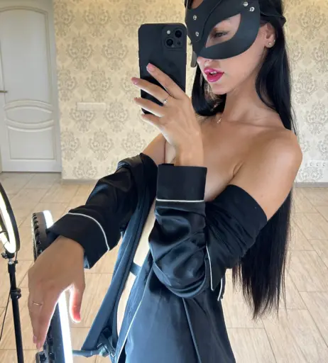 Image 12334365 from secretsoftiny