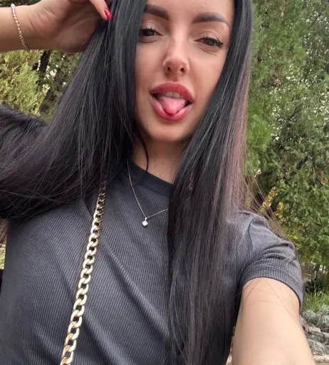 Image 12334351 from secretsoftiny