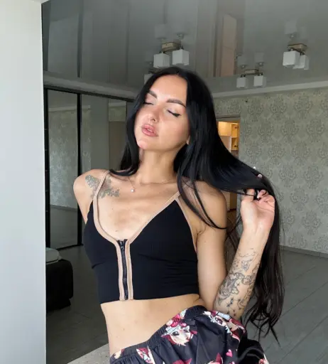 Image 12334357 from secretsoftiny