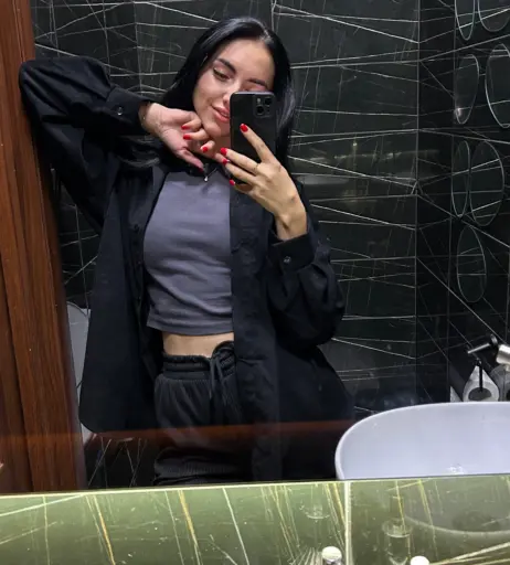 Image 12334349 from secretsoftiny