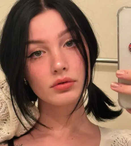 Image 12331829 from Julia Molligan | molliganbitch