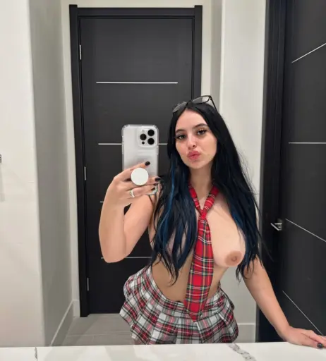 Image 12333234 from julianicolestar / starrbabyyy01