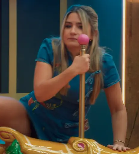 Image 12339894 from Harriet Kemsley - UK Comedian