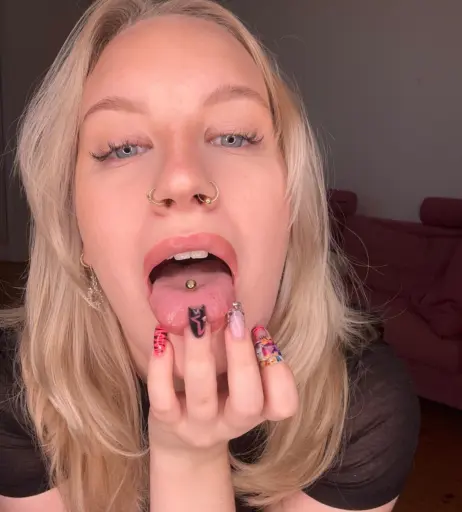 Image 12339055 from Nenna Nieminen / Baddienenna