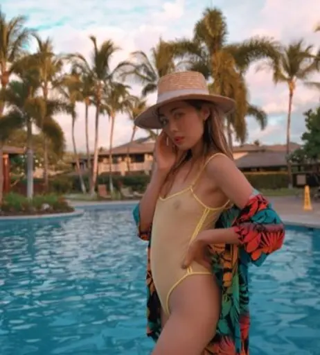 Image 12307295 from Housewife style amanda