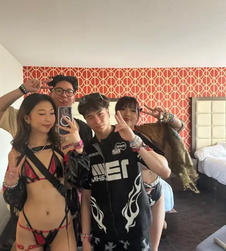 Image 12300858 from kirashleyhan/ashxohee