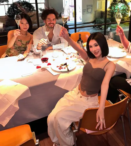 Image 12268112 from Ivy ai.lin20_