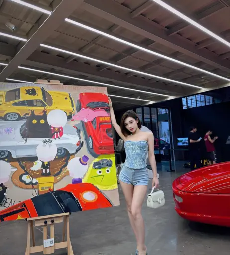 Image 12268249 from Ivy ai.lin20_