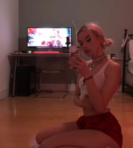 Image 12269404 from veefroggy / veronika