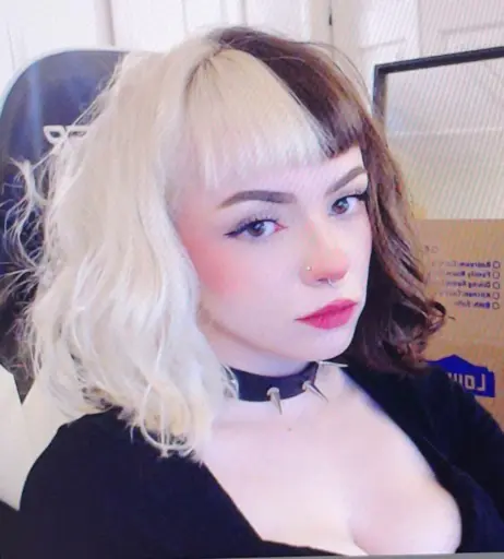 Image 12269772 from Emma Langevin