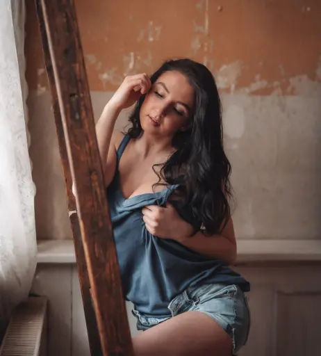 Image 12276955 from Laurine