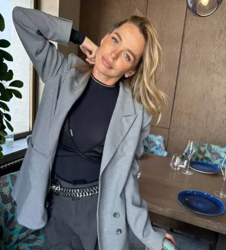 Image 12271130 from Anna Khilkevich