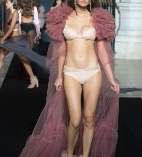 Image 12270579 from Ophelie Guillermand