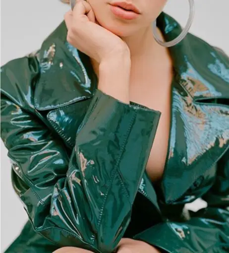 Image 12270355 from Alycia Debnam Carey