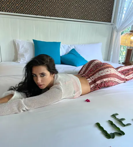 Image 12279030 from Roksana