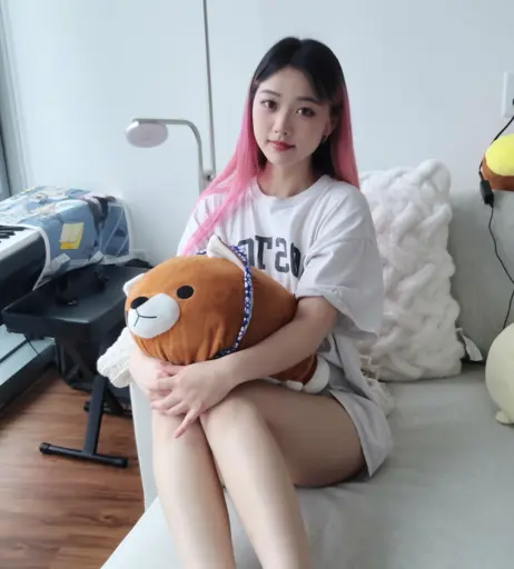 Image 12279270 from dear.chuu