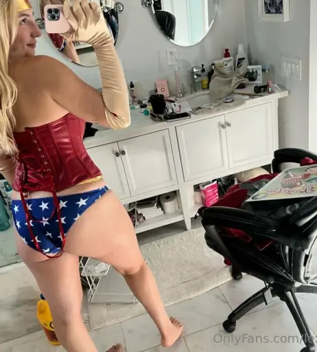 Image 12297587 from Lexicgoldberg / Lexi Cayla