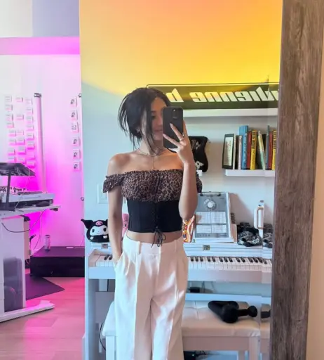 Image 12296411 from julienneby