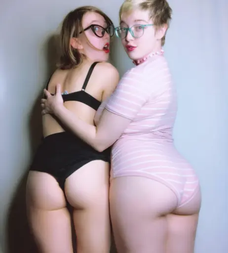 Image 12291258 from Carmex