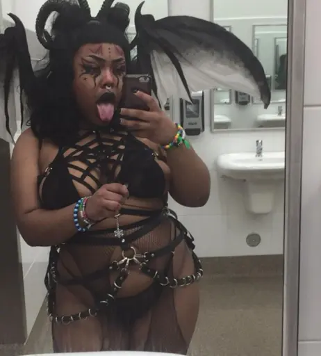 Image 12299318 from Joey 😈 casketcase666