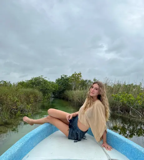 Image 12281842 from Şeyma Subaşı