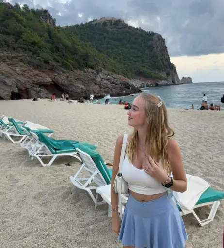 Image 12283223 from lenaahdl