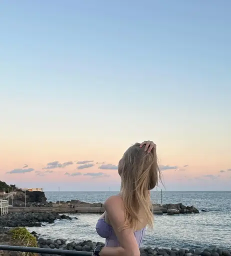 Image 12283217 from lenaahdl