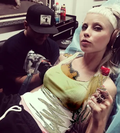 Image 12115560 from Yolandi Visser / Yo-landi Vi$$er