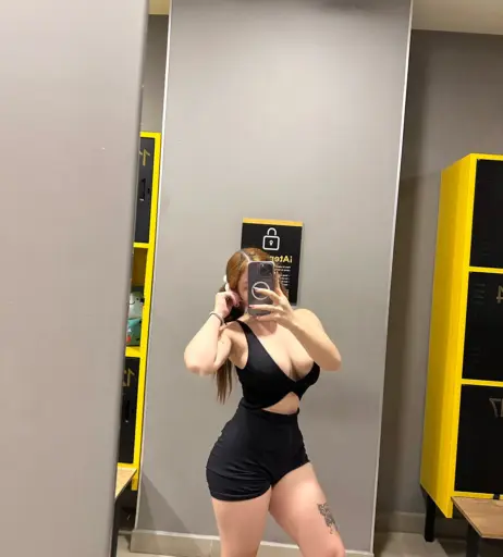 Image 12114650 from Olivia Elfie