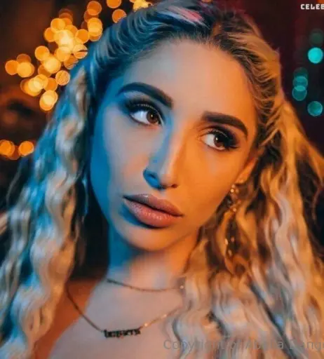 Image 1212803 from Abella Danger