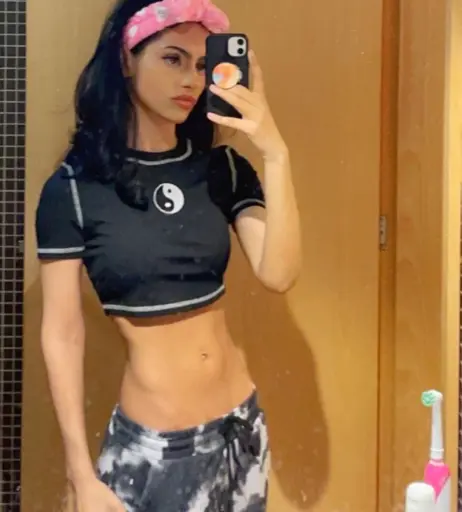 Image 12125299 from lilwhuda / Huda Ibhrahim