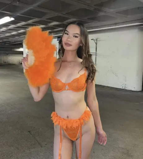 Image 12124165 from luvvconnie/connnieex