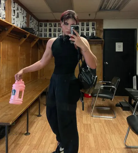 Image 12121799 from buffcheeks