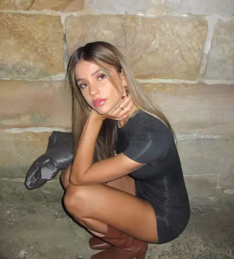 Image 12122943 from Olivia Grivas / Liv Grivas