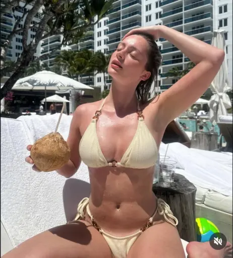 Image 12122894 from Sophie Morelli