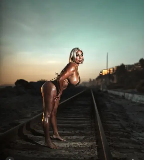 Image 12129634 from Bodybyroxy / Roxy Aguirre