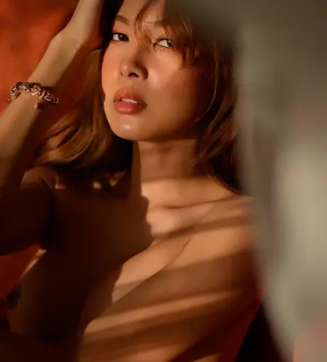 Image 12135245 from Tharinton Donmuenstri / nimtharin