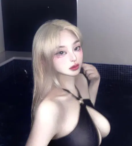 Image 12134369 from latulip_0